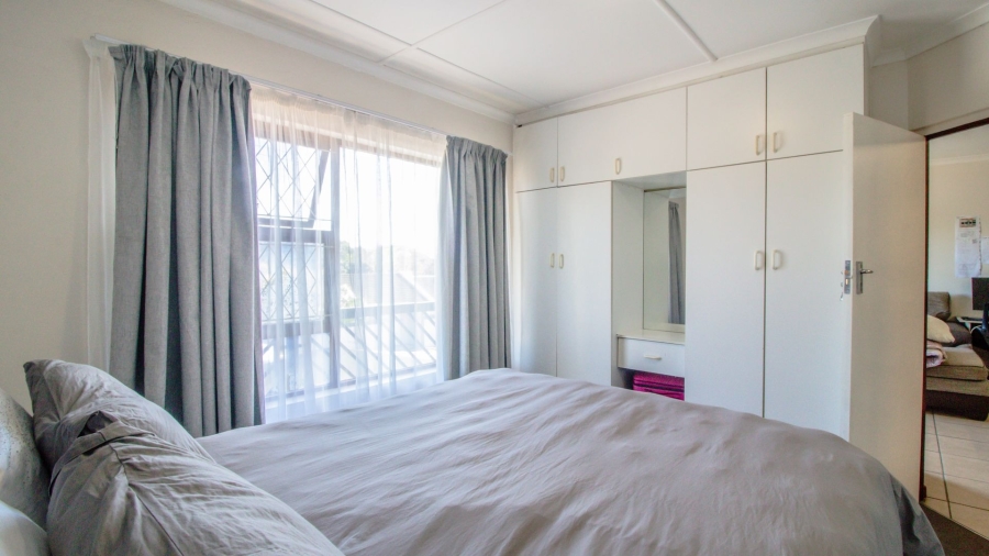 3 Bedroom Property for Sale in Bonza Bay Eastern Cape